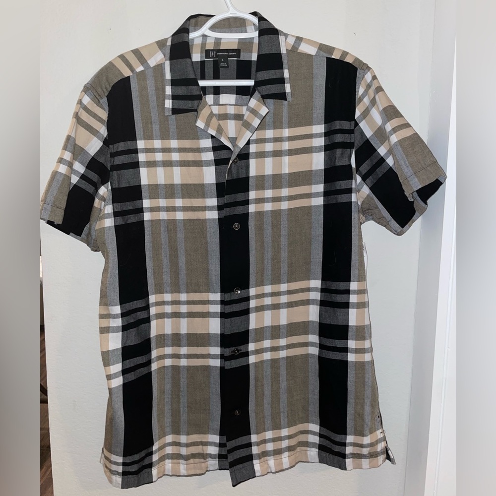 Mens INC Brand Short Sleeve Button Down Shirt New With Tags